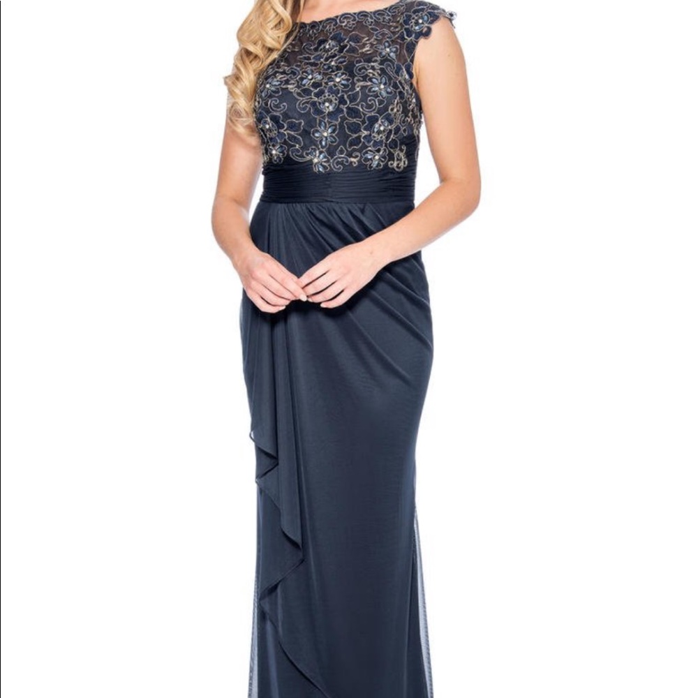 DECODE 1.8 - CHIFFON GOWN LACE BEADED BODICE